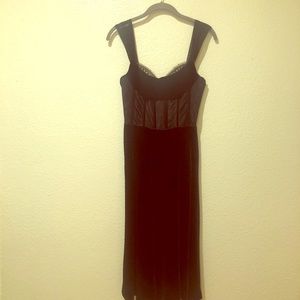 Beautiful vintage velvet Badgley Mischka dress